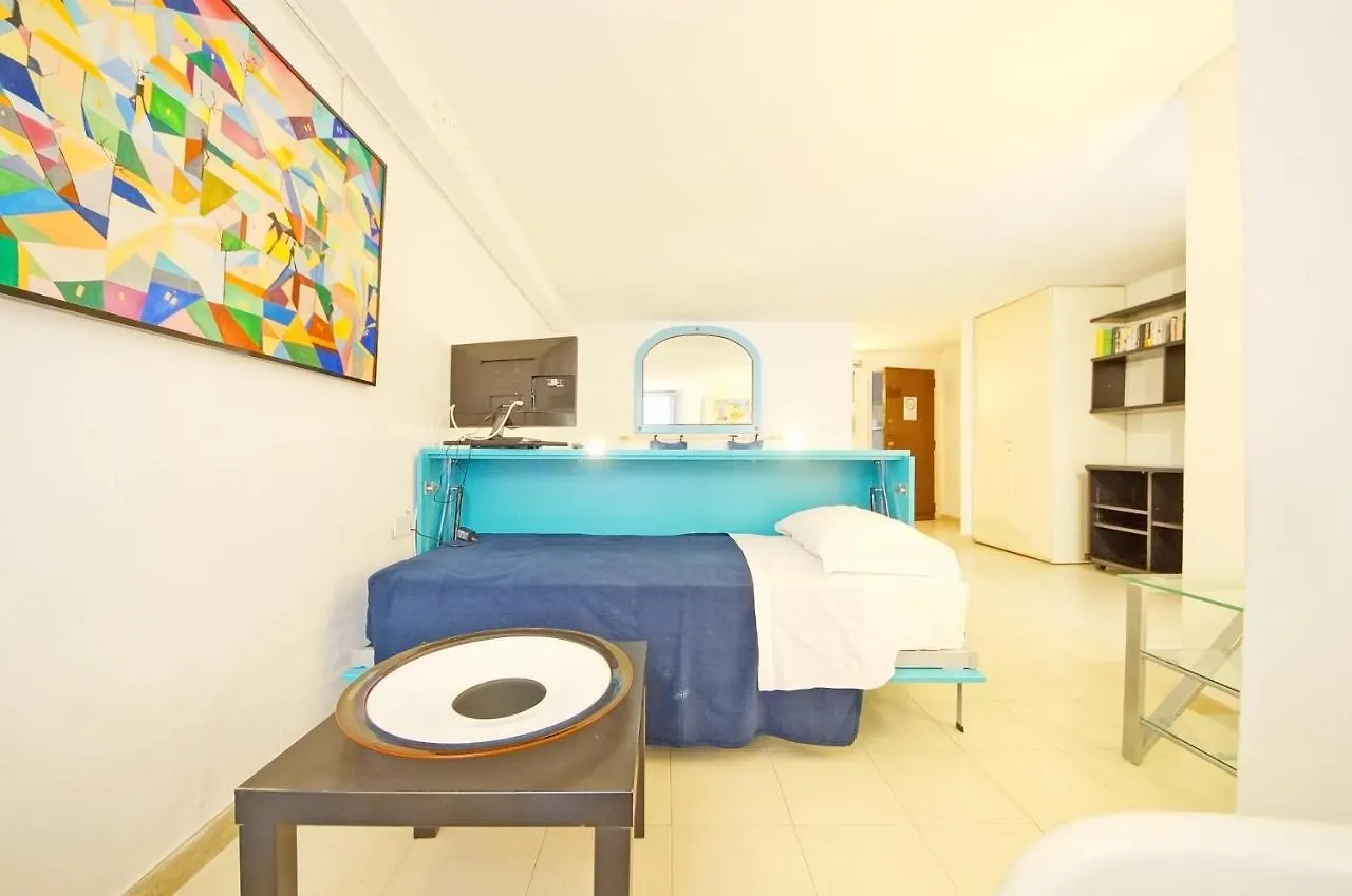 Dolcevita Apartments N 111 Venice 0*,  Italy