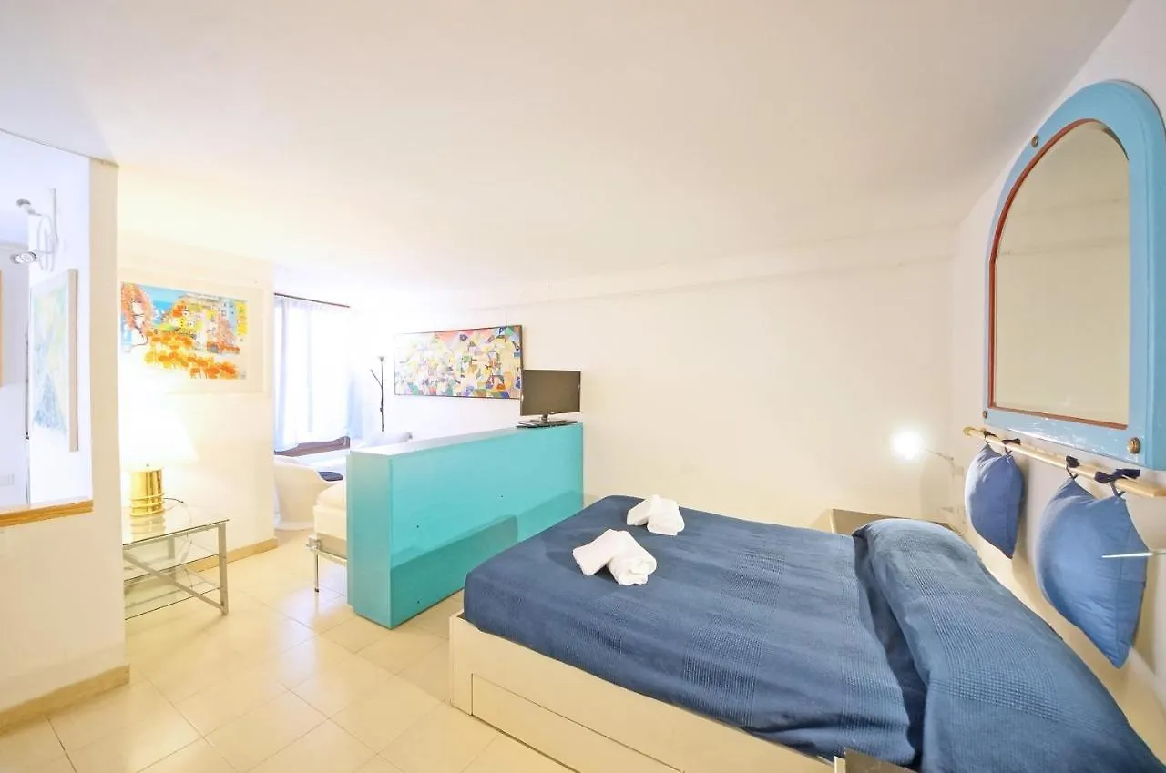 Dolcevita Apartments N 111 contacts